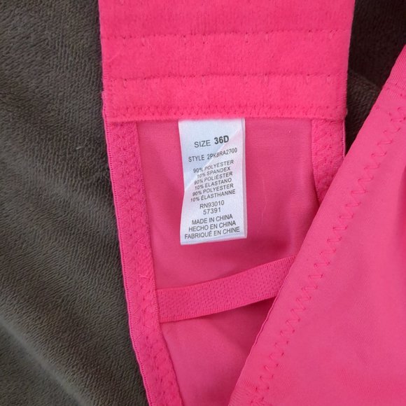 Pink bra - Picture 2 of 3